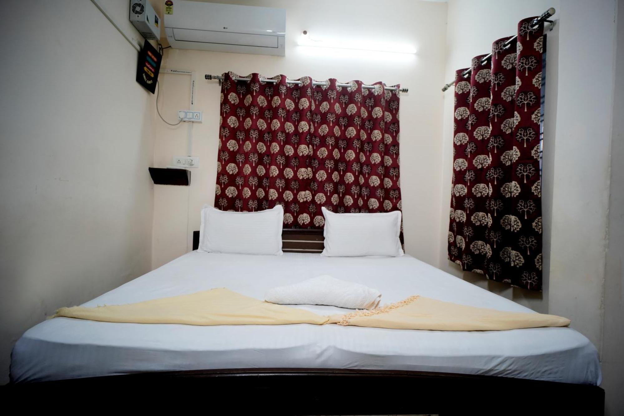 Banaras Gully House 500 Ft From The Ghats Варанаси Екстериор снимка